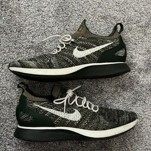 Gently Used - Nike Flyknit Mariah - Sz 10